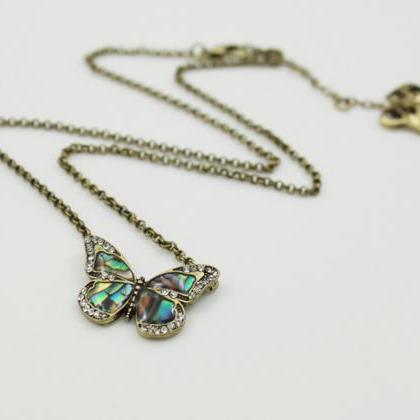 Beautiful Butterfly Shell Necklace